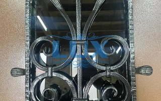 дверь для дачи со стеклом и ковкой